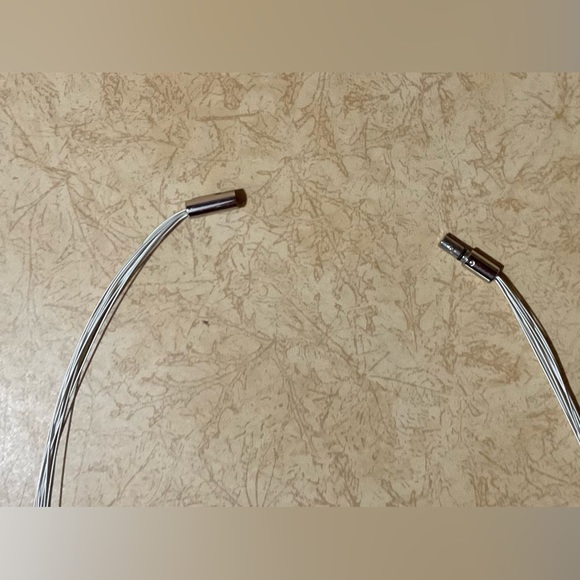 Honora:  Wire multi color string fresh. Water pearls about/ approximately 18” i - Picture 4 of 8